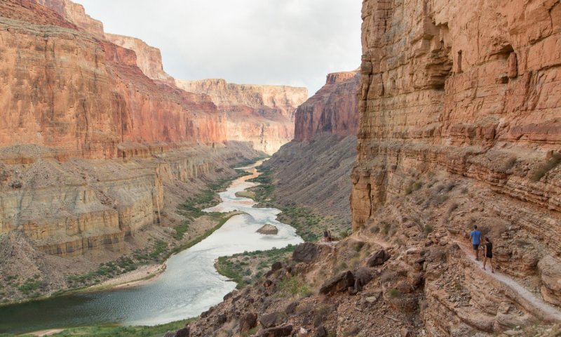 grand canyon winding river