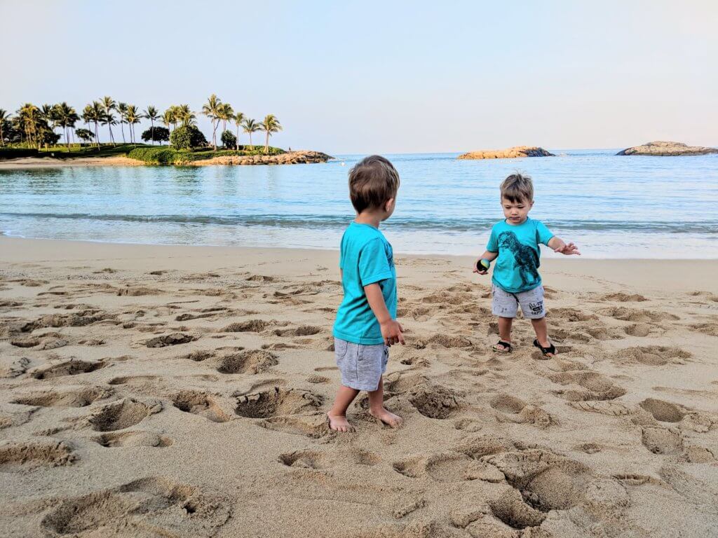Top US travel blog Travel With A Plan discusses the best things to do at Disney Aulani's resort!