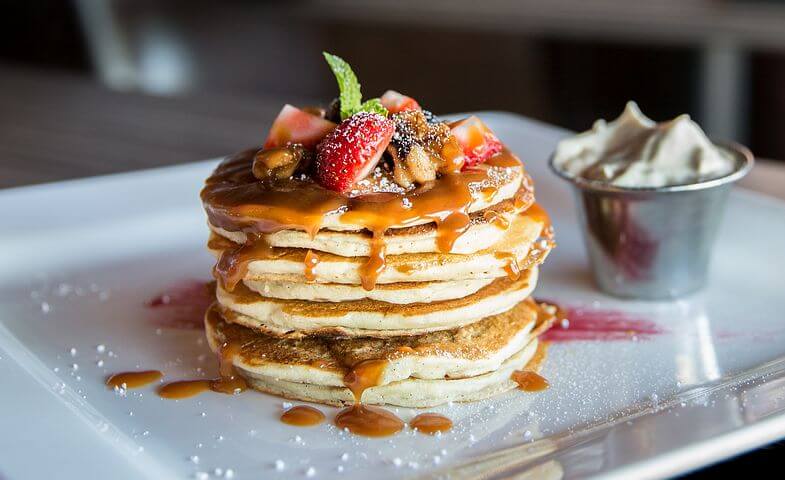 Top 5 Most Kid Friendly Restaurants in Downtown Chicago featured by top US family travel blog, Travel With a Plan: image of Wildberry Pancakes and Cafe