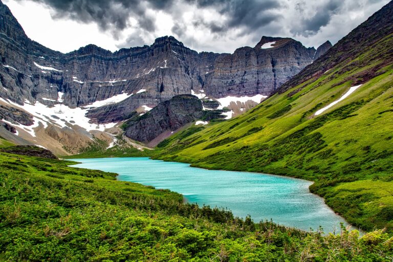 23 Best Stops on Going to the Sun Road That You’ll Love!
