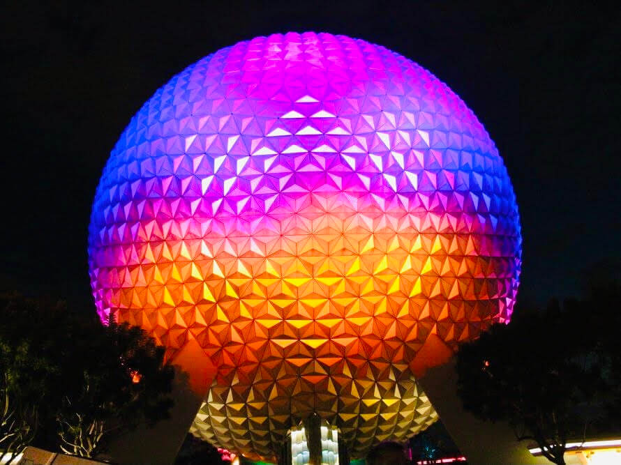 Read on for an updated Epcot Touring plan from top US family travel blog, Travel With A Plan!
