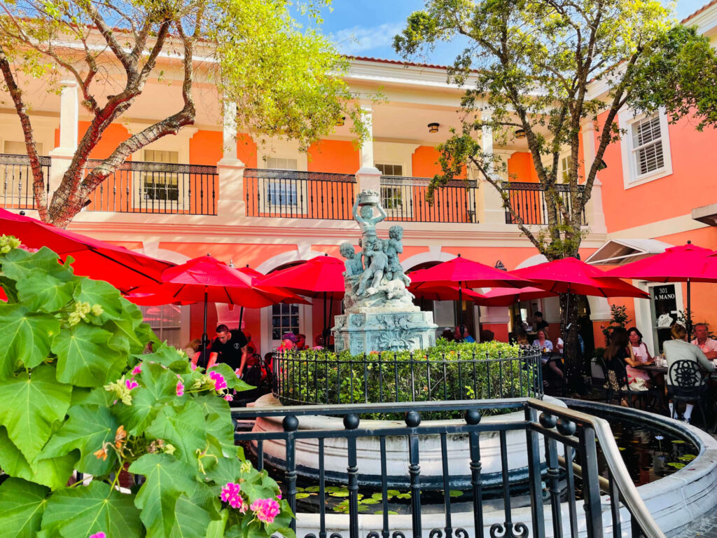 Best outdoor restaurants in Naples, Florida