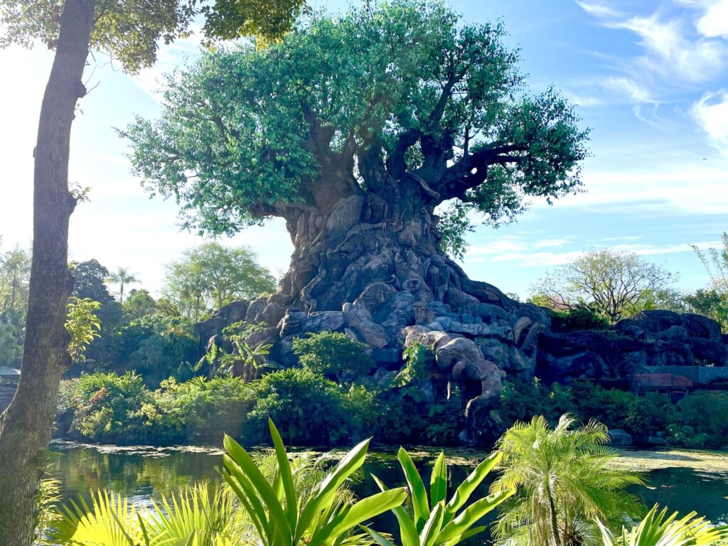 Here's our 1-day Animal Kingdom itinerary that's perfect for families!  From top U.S. family travel blog, Travel With A Plan!