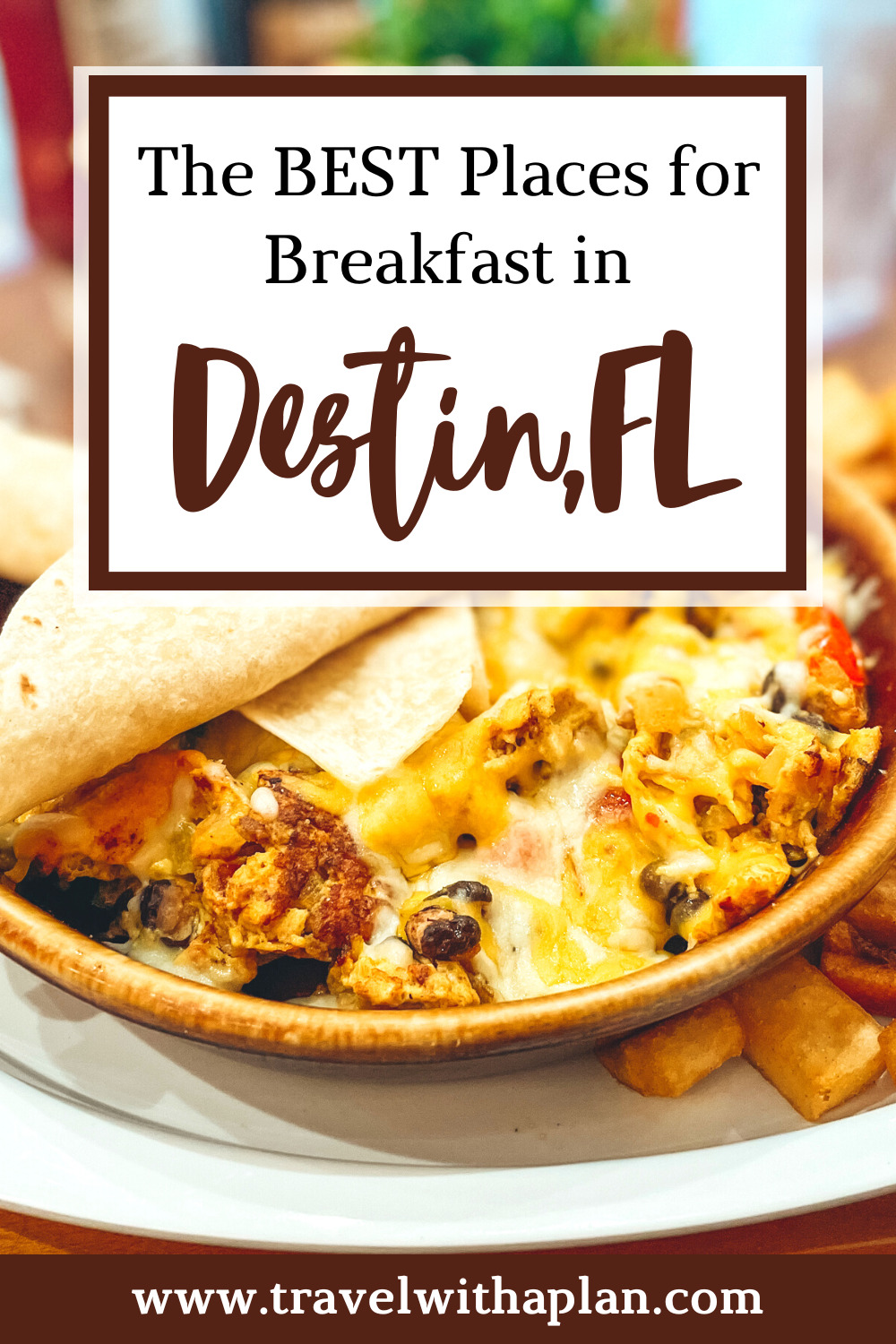 Check out our list of the best breakast in Destin, FL!  These Destin restaurants serve up amazing food and have a fun, relaxing atmosphere.  Start planning your breakfast in Destin now!  #floridavacation #DestinFL #Destinrestaurants