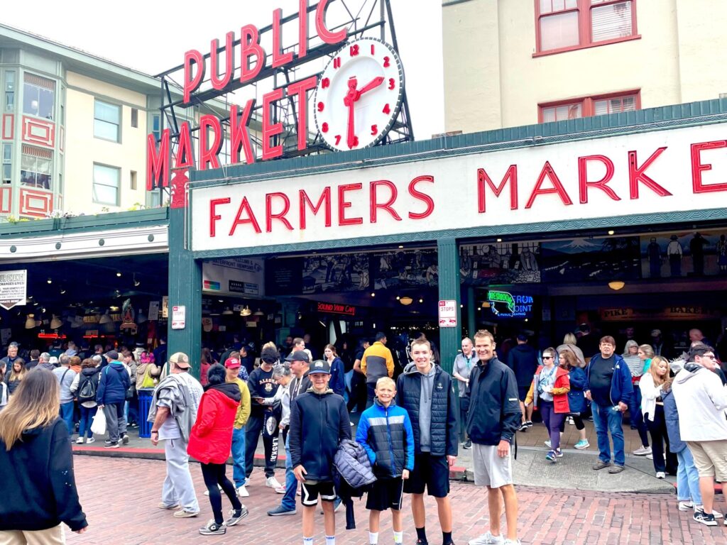 One day in Seattle - Visit Pike Place Market!