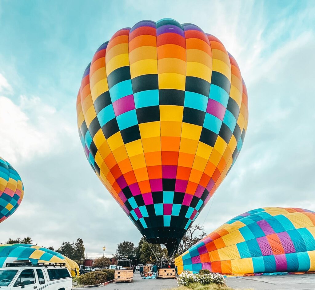 Napa girls' trip itinerary:  Go for a hot air balloon ride