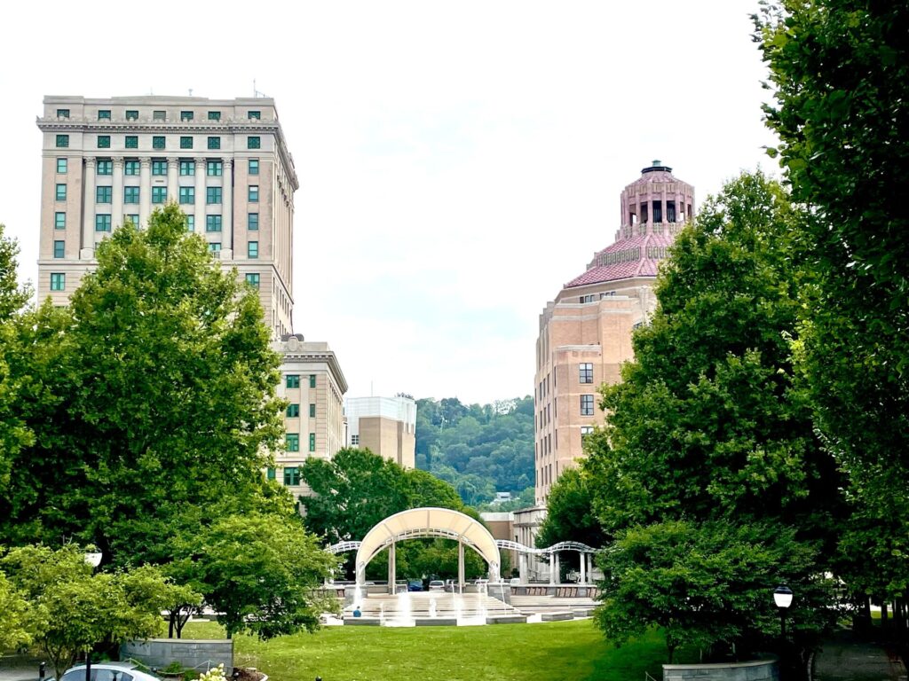 3-Day weekend in Asheville itinerary from top U.S. family travel blog, Travel With A Plan
